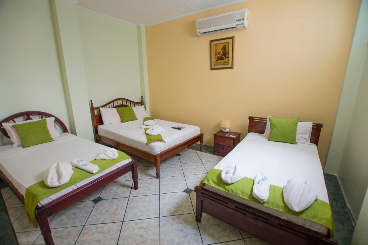 Hostal Andry Puerto Baquerizo Moreno Exterior foto