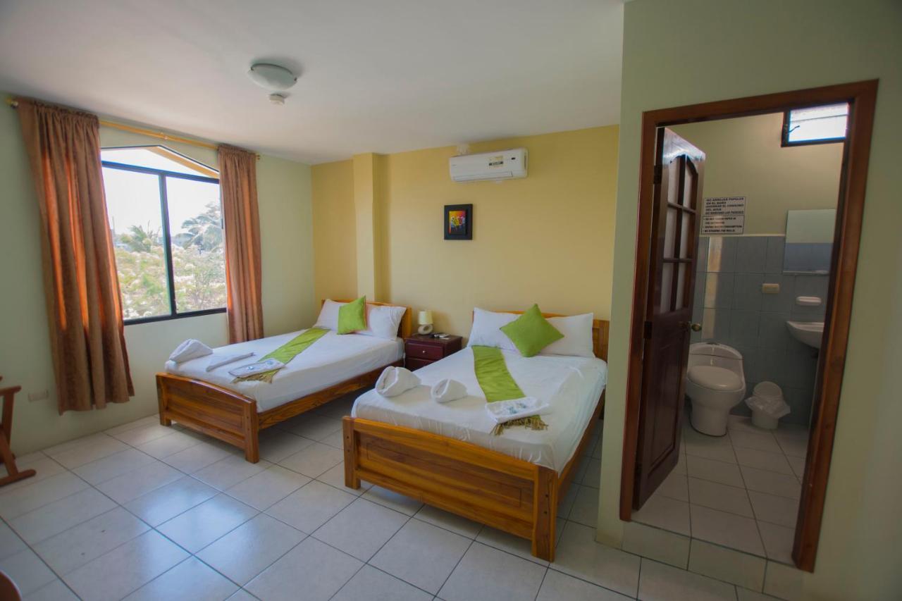 Hostal Andry Puerto Baquerizo Moreno Exterior foto