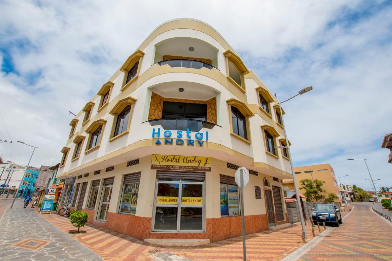 Hostal Andry Puerto Baquerizo Moreno Exterior foto